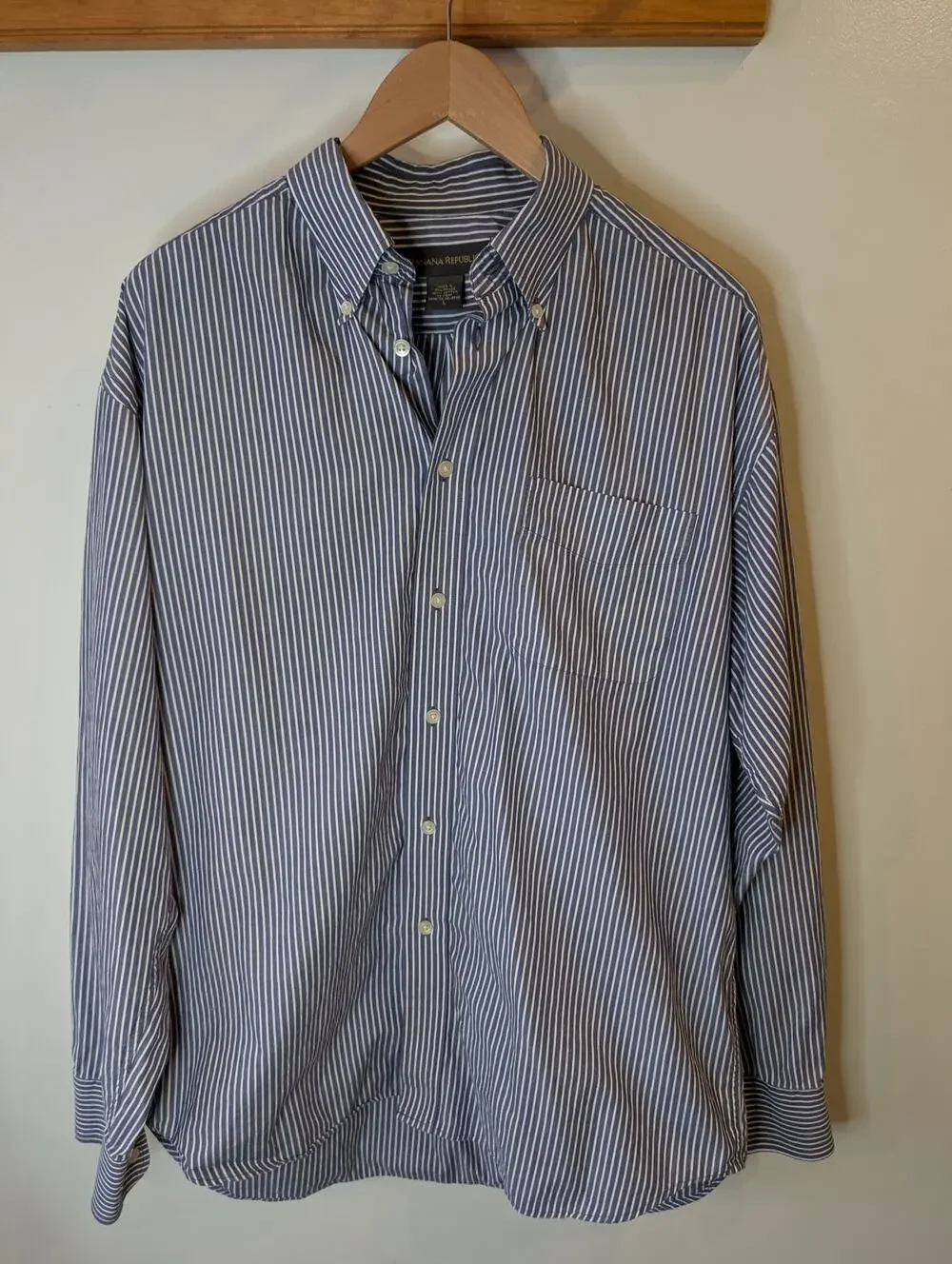 Banana Republic Pinstripe Casual Shirt Blue White Button Down Cotton Men's L